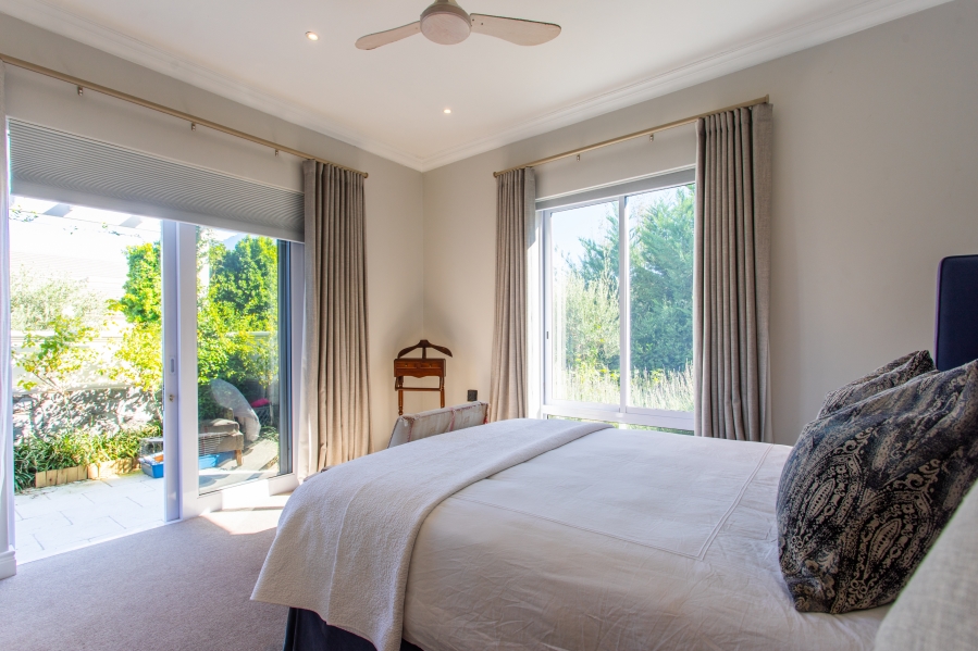 5 Bedroom Property for Sale in Val De Vie Estate Western Cape